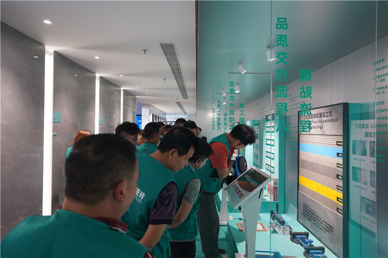 老哥俱乐部-老哥必备的交流社区